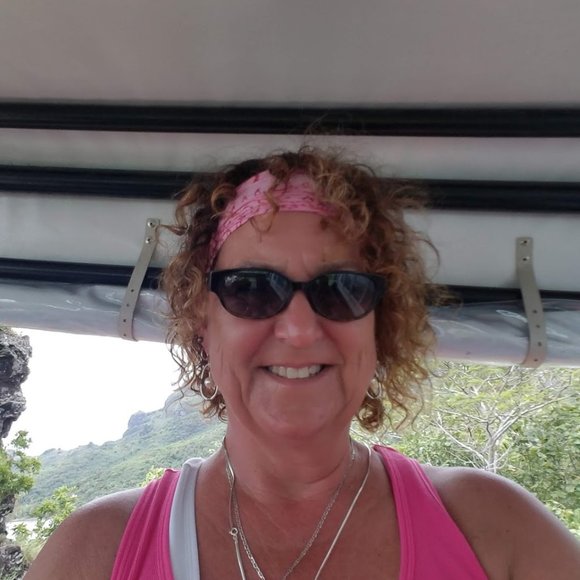 Meet your Posher, Karen - Picture 8 of 8